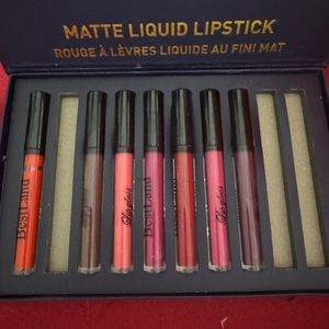 Multiple lip stick colors these not used
